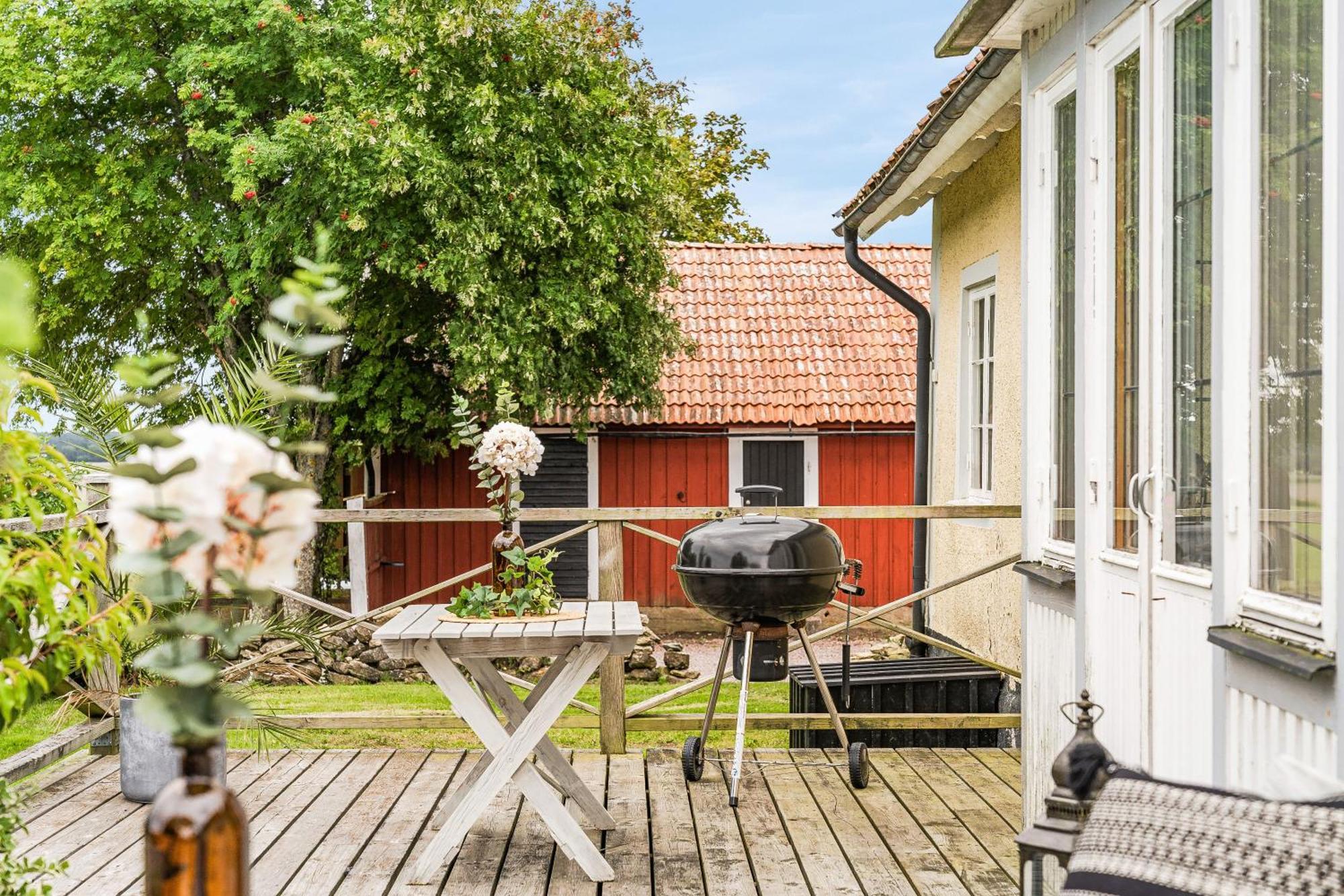 Stubbegarden - Unique Swedish Style With Fireplace 바드스테나 외부 사진